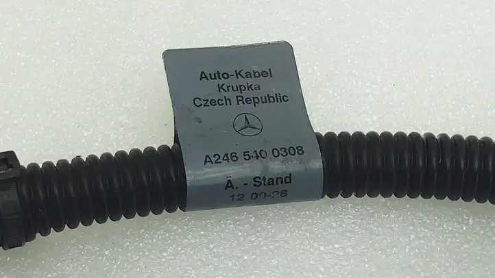 Mercedes-Benz A W176 (2012 - 2018) A2465400308 Проводка генератора — фото 2