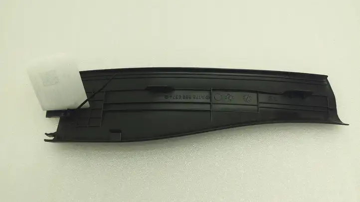Mercedes-Benz A W176 (2012 - 2018) A1766800374 Внутренняя отделка заднего порога — фото 5