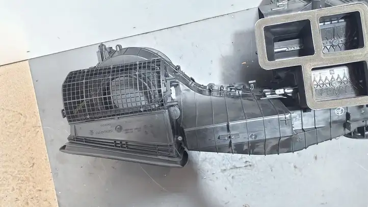Mercedes-Benz A W176 (2012 - 2018) CZ116456381 Комплект системы вентиляции салона — фото 3