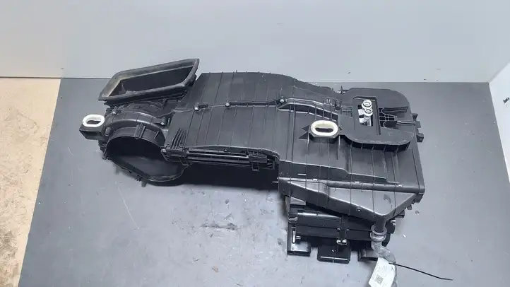 Mercedes-Benz A W176 (2012 - 2018) CZ116456381 Комплект системы вентиляции салона — фото 5