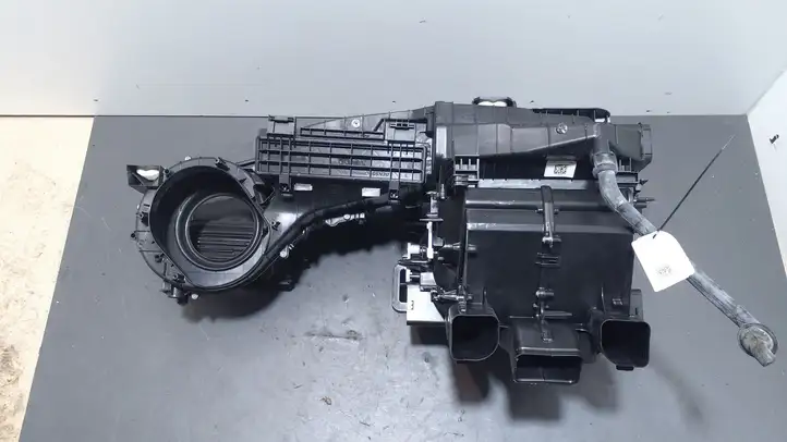 Mercedes-Benz A W176 (2012 - 2018) CZ116456381 Комплект системы вентиляции салона — фото 7