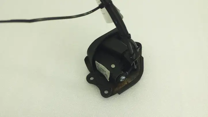 Mini One - Cooper Clubman R55 (2007 - 2014) 7167488 Замок крышки багажника — фото 4