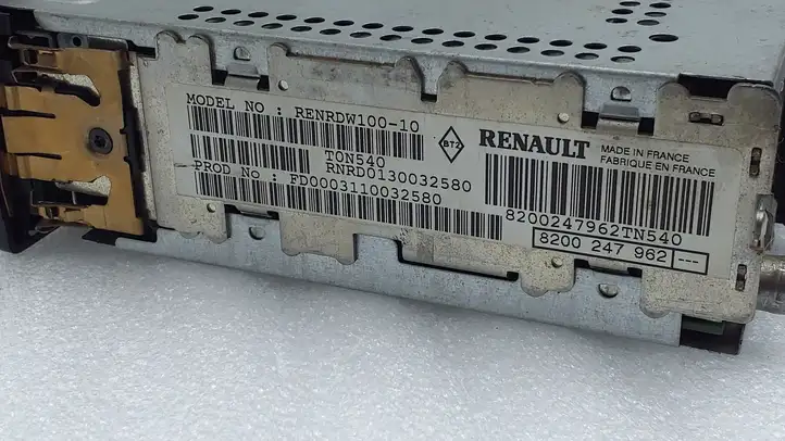 Renault Laguna II (2005 - 2007) 8200247962 Магнитола / мультимедийная система — фото 3