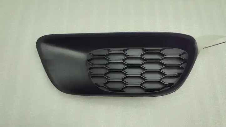 Dodge Grand Caravan (2007 - 2020) 68100708AA Нижняя решетка переднего бампера — фото 1