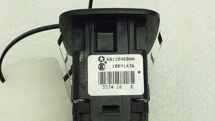 Dodge Grand Caravan (2007 - 2020) 68110868AA Блок кнопок стеклоподъемников — фото 4