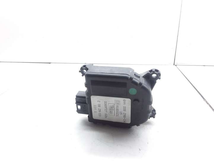 Opel Vectra (2002 - 2005)  9180021 Двигатель заслонки