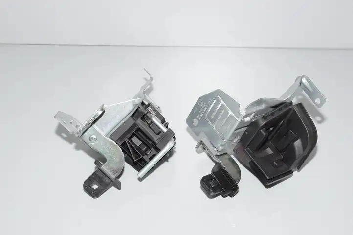BMW 3 F30 F35 F31 (2012 - 2018) 7268030 Держатель шторки — фото 4