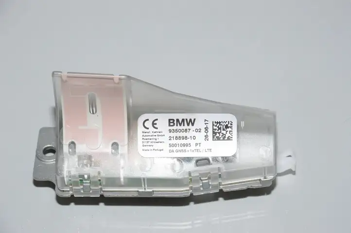 BMW 3 F30 F35 F31 (2012 - 2018) 9350087 GPS антенна — фото 1