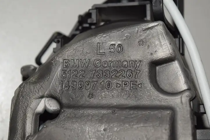 BMW 3 F30 F35 F31 (2012 - 2018) Крепление наружной ручки задней двери — фото 2