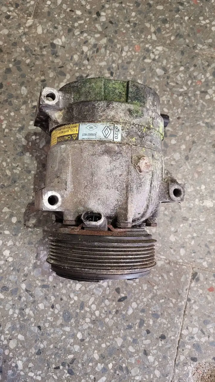 Renault Laguna II (2001 - 2005) 8200021822 Компрессор (насос) кондиционера воздуха — фото 3