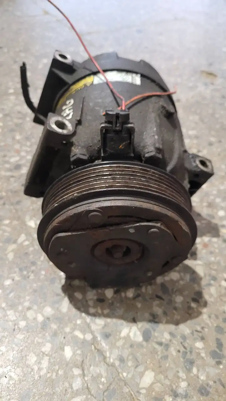 Renault Laguna II (2001 - 2005) 8200021822 Компрессор (насос) кондиционера воздуха — фото 4