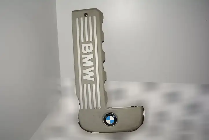 BMW 5 E39 (1996 - 2003) Крышка двигателя декоративная — фото 1