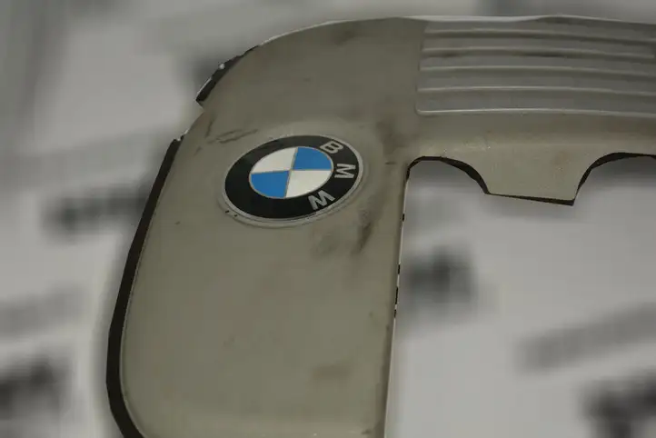 BMW 5 E39 (1996 - 2003) Крышка двигателя декоративная — фото 4