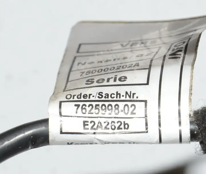 BMW 3 F30 F35 F31 (2012 - 2018) 7625998 Плюсовой провод аккумулятора — фото 2
