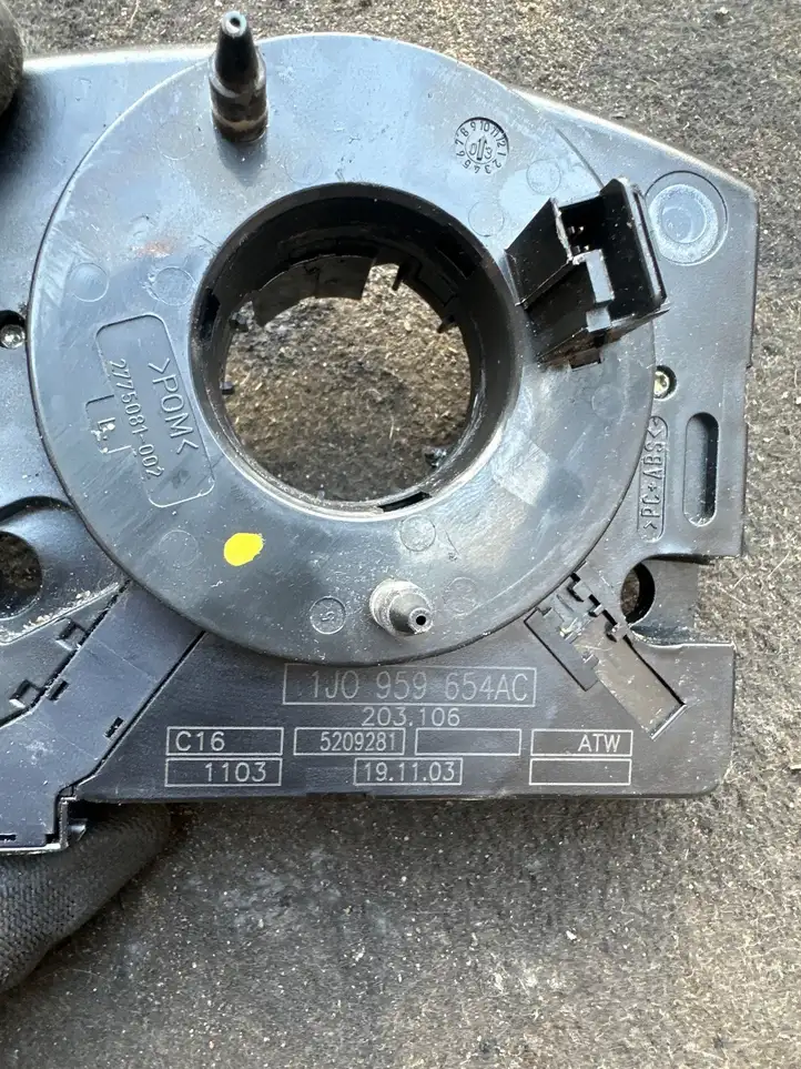 Audi A6 S6 C5 4B (2001 - 2004) 1J0959654AC Контактное кольцо SRS — фото 3
