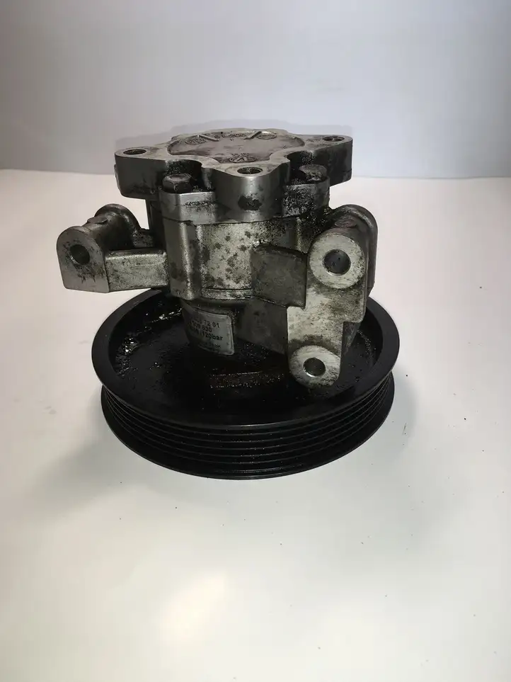 Mercedes-Benz Sprinter W901 W902 W903 W904 (1995 - 2007) A0034667201 Насос ГУР — фото 4