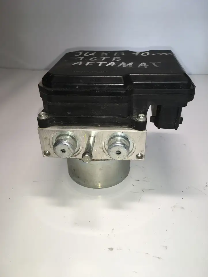 Nissan Juke I F15 (2010 - 2018) 476601KC1A ABS блок — фото 4