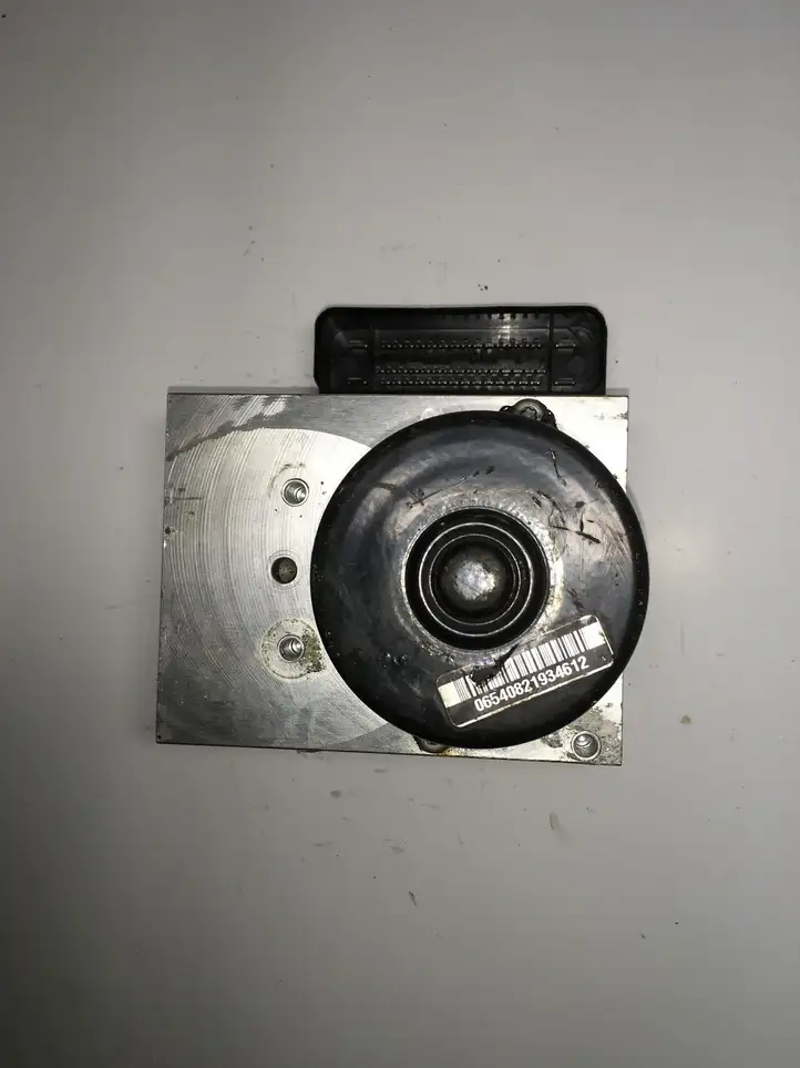 Land Rover Freelander (1997 - 2003) SRB000200 ABS блок — фото 4