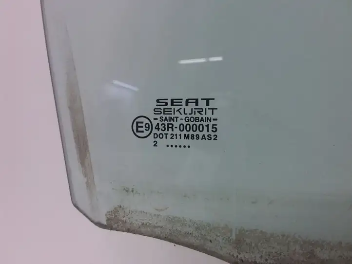 Seat Ibiza III (6L) (2002 - 2008) Стекло задней двери — фото 1