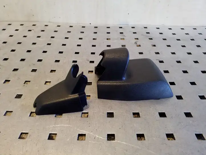 Ford Kuga I (2008 - 2012)  3S7117D550 Другая деталь салона