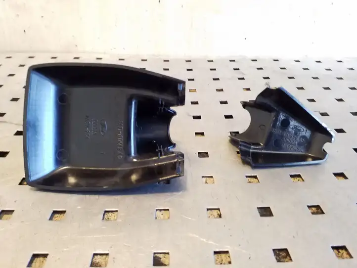 Ford Kuga I (2008 - 2012)  3S7117D550 Другая деталь салона