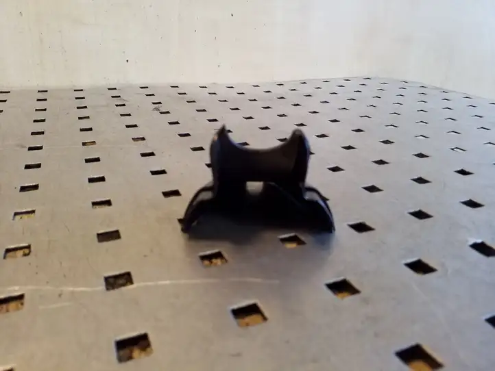 Ford Kuga I (2008 - 2012)  3S7117D550 Другая деталь салона