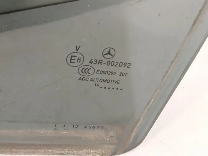 Mercedes-Benz C W205 (2014 - 2021) 2057350710 Стекло задней двери — фото 4