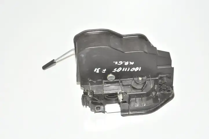BMW 3 F30 F35 F31 (2012 - 2018) 7229459 Замок задней двери — фото 1