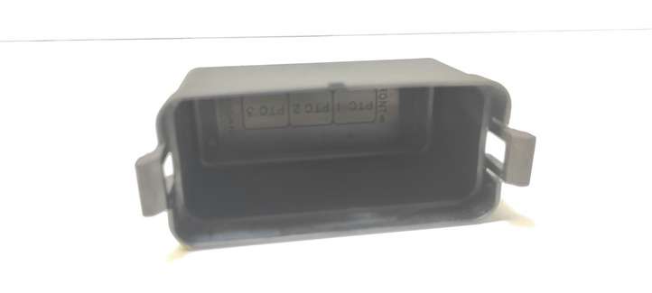 Nissan Qashqai (2006 - 2010)  64200049 Крышка ящика предохранителей