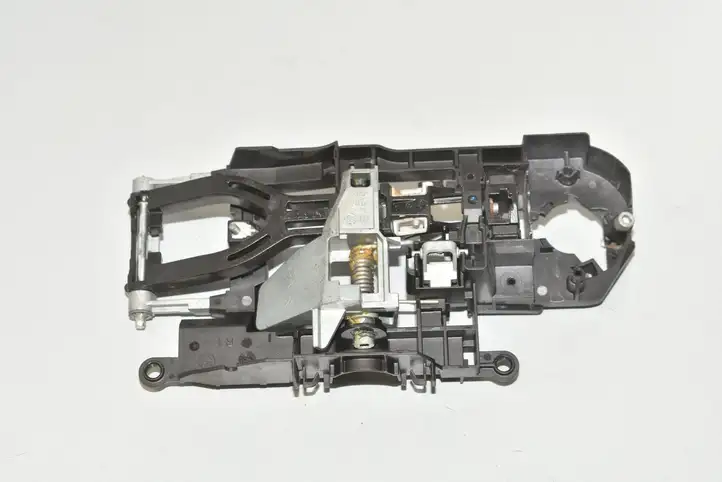 BMW 5 GT F07 (2010 - 2017) 7187228 Крепление наружной ручки передней двери — фото 1