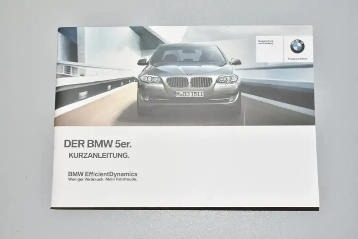 BMW 5 F10 F11 (2009 - 2016) Сервисная книжка — фото 5