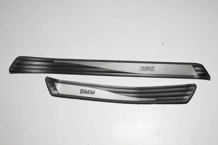 BMW 5 E60 E61 (2004 - 2010) Внутренняя обшивка порога (комплект) — фото 1