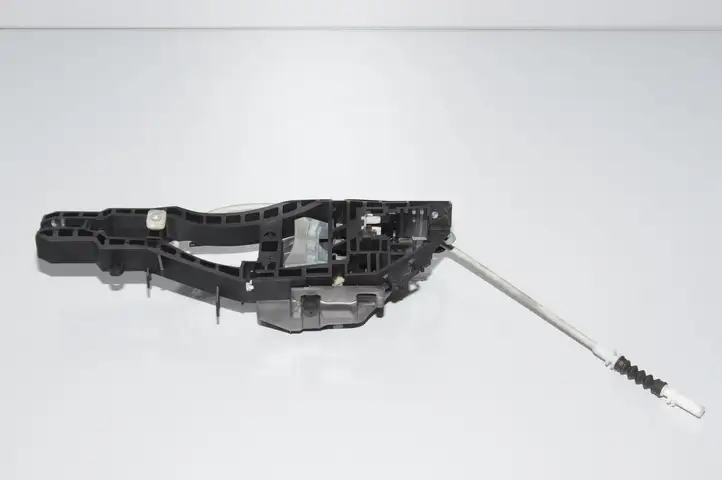 BMW 3 F30 F35 F31 (2012 - 2018) 7259836 Крепление наружной ручки задней двери — фото 2