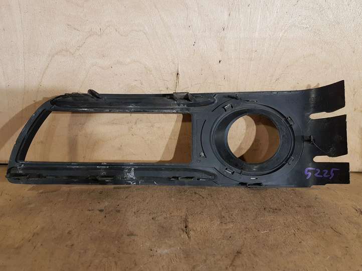Citroen C6 (2005 - 2012)  9647032477 Декоративная решётка противотуманной фары