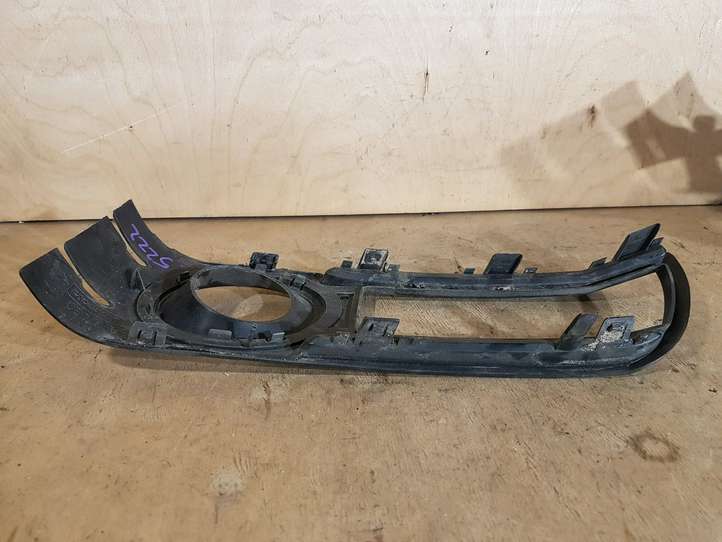 Citroen C6 (2005 - 2012)  9647032477 Декоративная решётка противотуманной фары