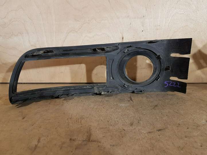 Citroen C6 (2005 - 2012)  9647032477 Декоративная решётка противотуманной фары