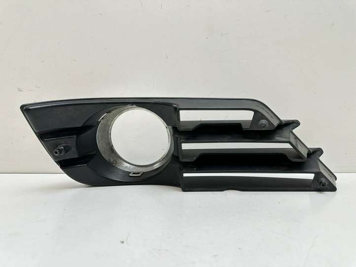 Mercedes-Benz R W251 (2005 - 2013)  A2518850453 Декоративная решётка противотуманной фары