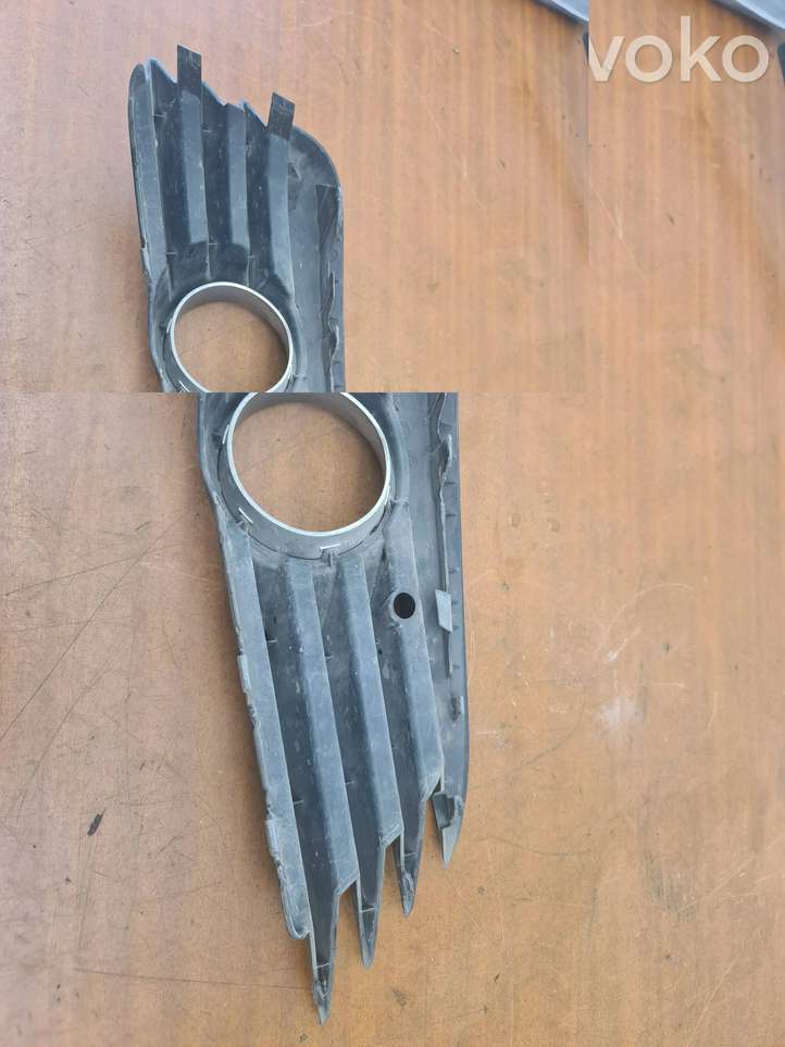 Opel Signum (2002 - 2008)  13182921 Декоративная решётка противотуманной фары