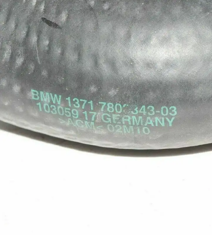 BMW 3 E90 E91 (2005 - 2012) 1371780343 Детали воздухозаборника — фото 2