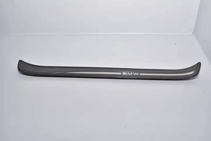 BMW 3 E90 E91 (2005 - 2012) Внутренняя отделка переднего порога — фото 1