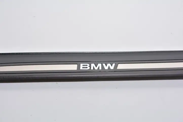 BMW 3 E90 E91 (2005 - 2012) Внутренняя отделка переднего порога — фото 3