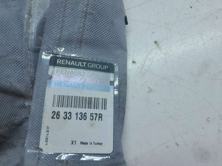 Renault Clio V (2019 - )  263313657R Декоративная решётка противотуманной фары