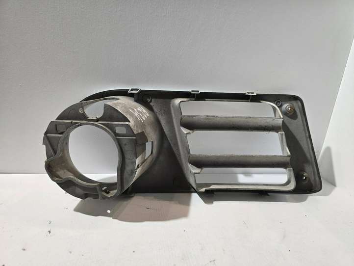 Renault Trafic II (X83) (2002 - 2014)  8200113993 Декоративная решётка противотуманной фары