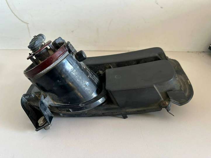Toyota Avensis T250 (2006 - 2009)  5212705020 Декоративная решётка противотуманной фары