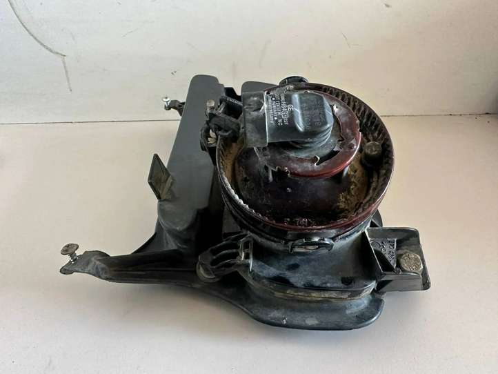Toyota Avensis T250 (2006 - 2009)  5212705020 Декоративная решётка противотуманной фары