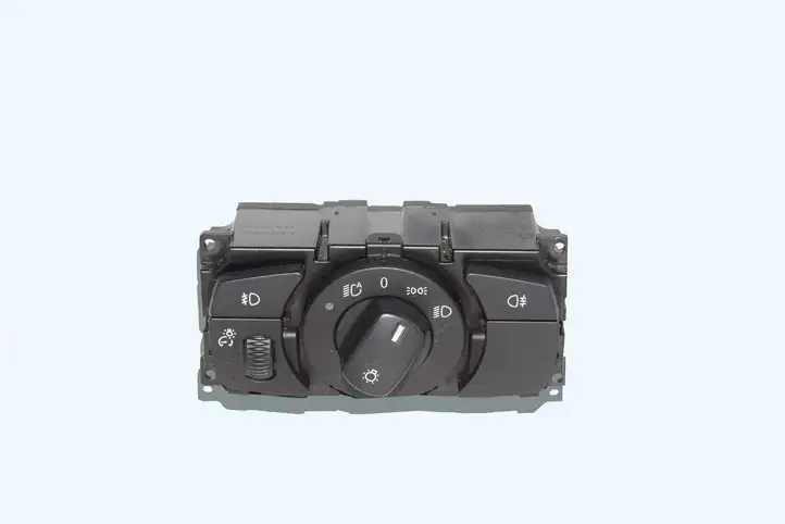BMW 5 E60 E61 (2004 - 2010) 6925297 Включатель фонарей — фото 1