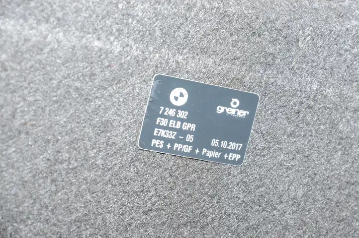 BMW 3 F30 F35 F31 (2012 - 2018) 7255636 Боковая обшивка багажника — фото 3