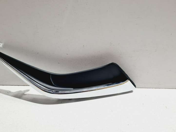 Lexus ES VII XZ10 (2020 - )  5314133150 Декоративная решётка противотуманной фары