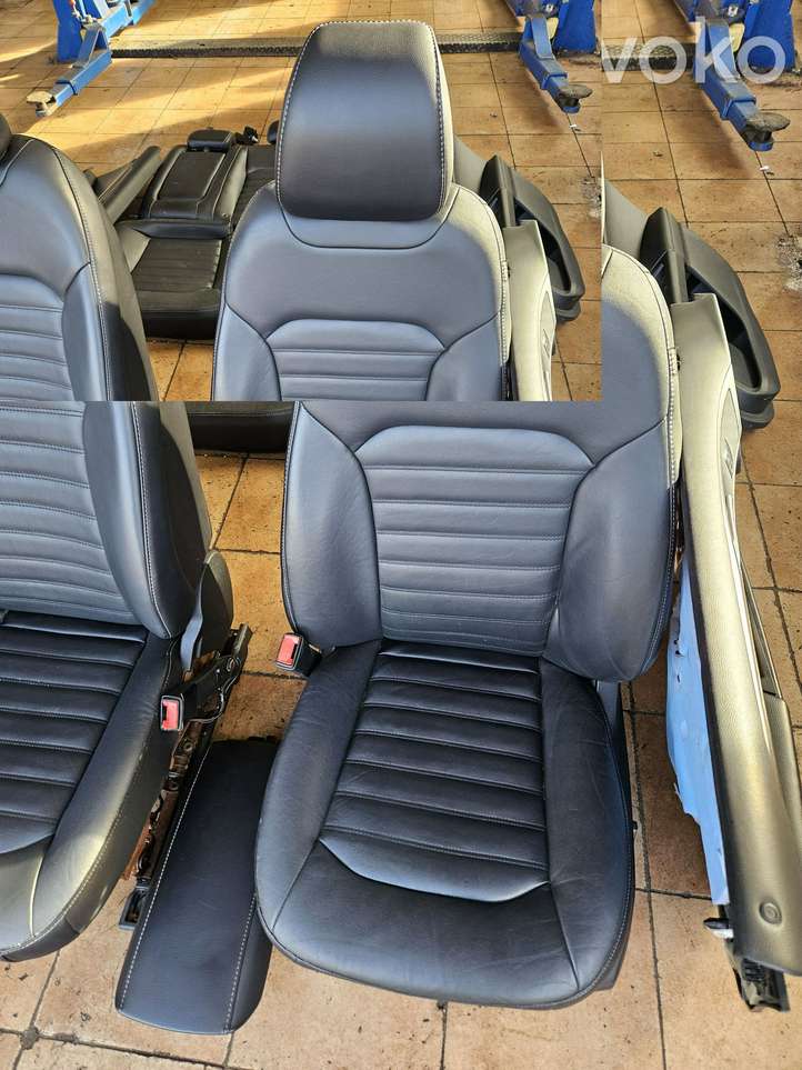Ford Fusion II (2013 - )   Комплект отделки дверей