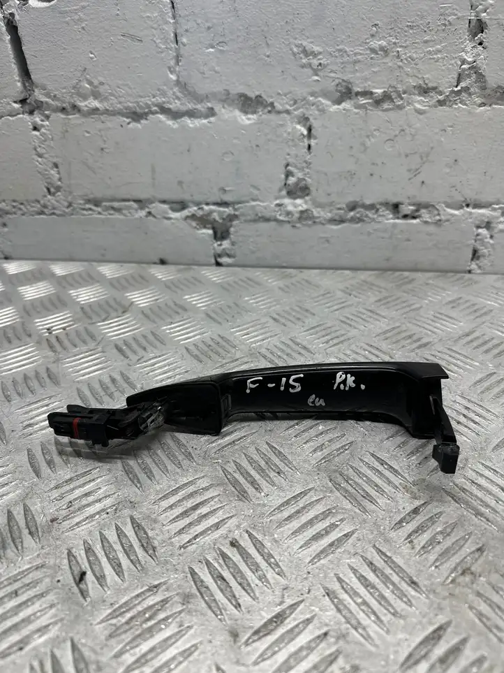 BMW X5 F15 (2013 - 2017) 7422103 Наружная ручка двери — фото 2
